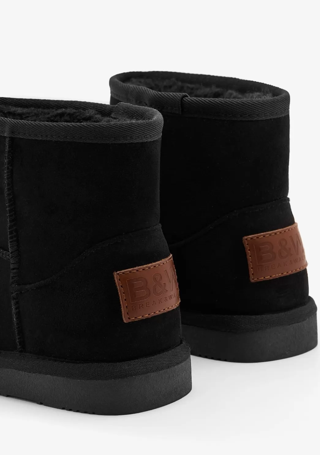 botas_australianas_bajas_negras_bw_3.webp Fashion Botas Australianas Bajas Negras B&W Botas Australianas | Botas Australianas