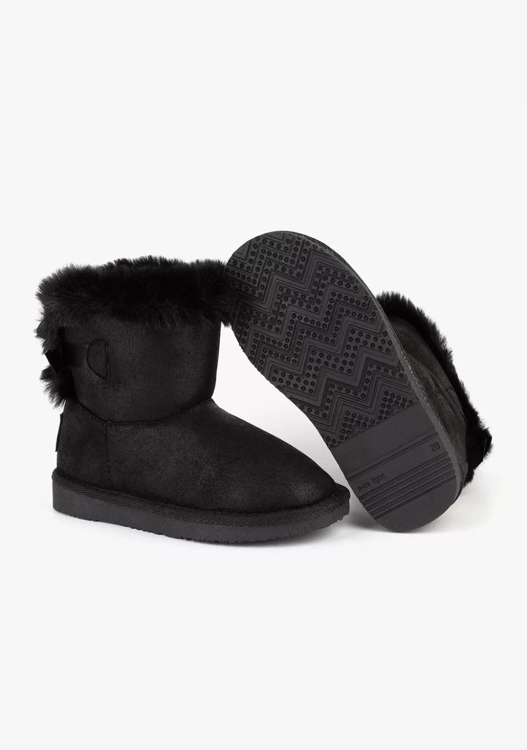 botas_australianas_bw_negro_con_lazo_3.webp New Botas Australianas B&W Negro Con Lazo Botas Australianas | Botas Australianas