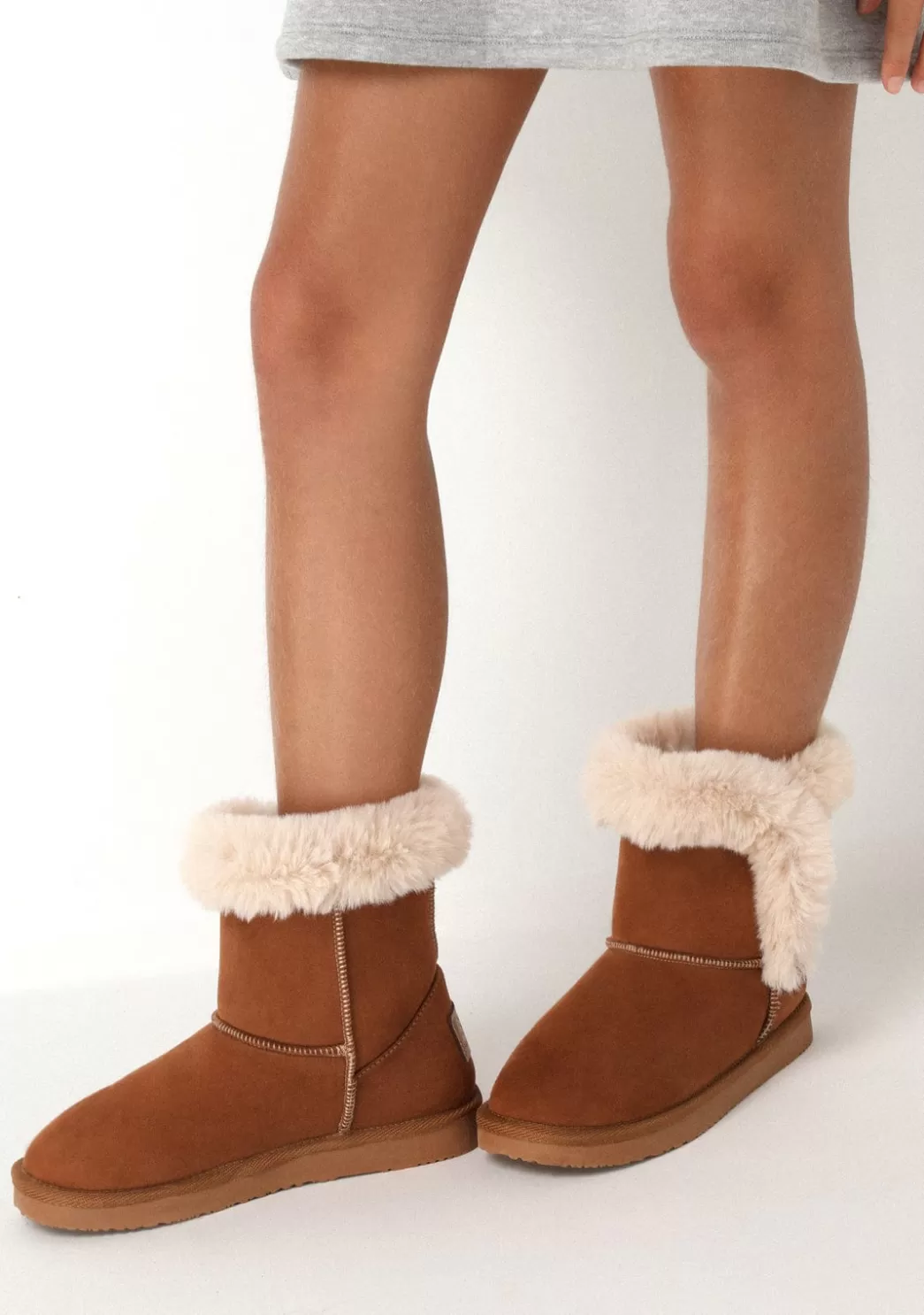 botas_australianas_pelo_tan_bw_5.webp Fashion Botas Australianas Pelo Tan B&W Botas Australianas | Botas Australianas
