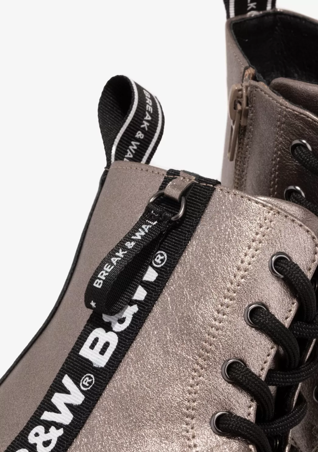 botas_de_nia_militares_logo_plomo_bw_3.webp Outlet Botas De Niña Militares Logo Plomo B&W Botas | Botas