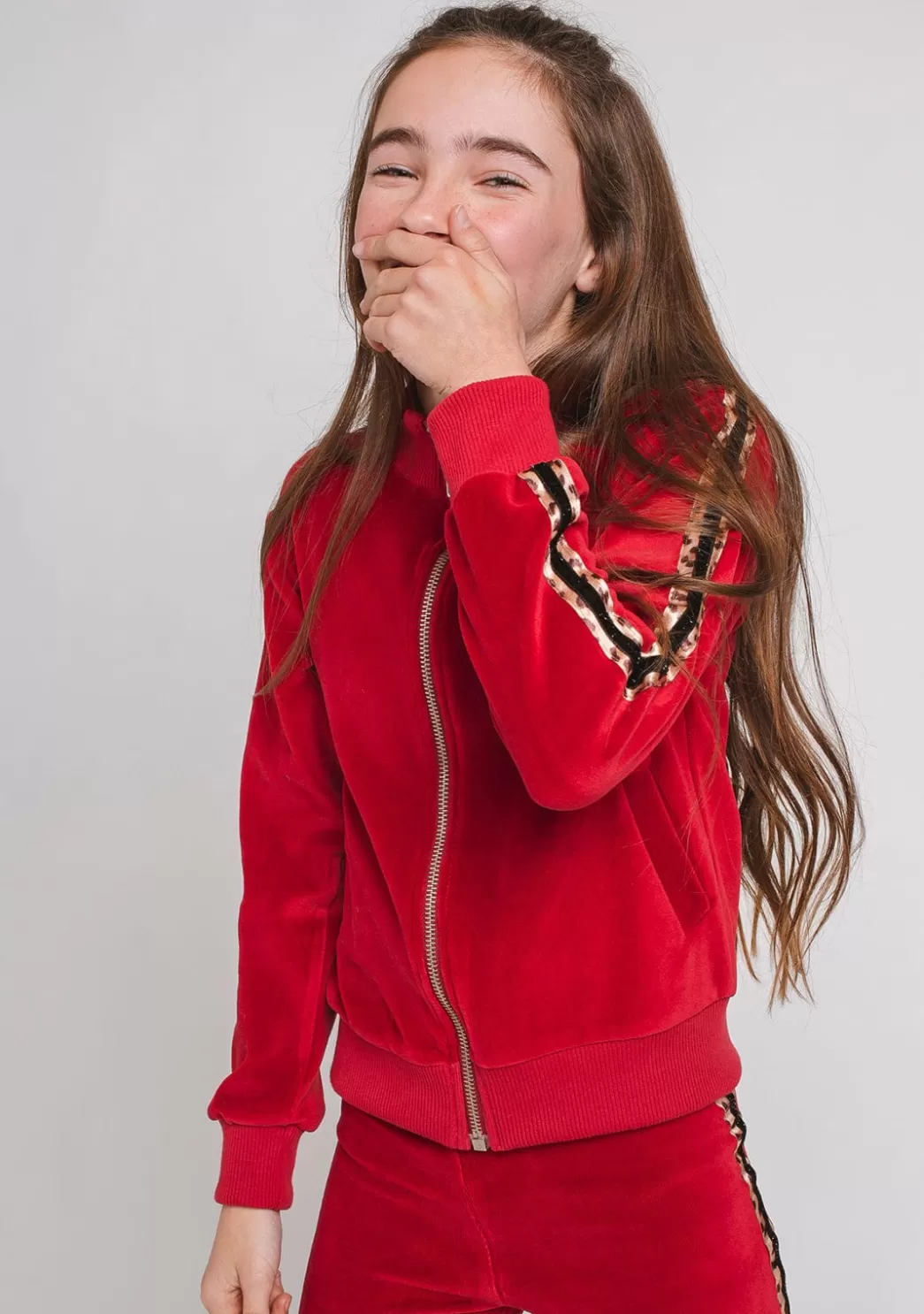 chaqueta_de_chandal_terciopelo_roja_4.webp Store Chaqueta De Chandal Terciopelo Roja Chaquetas | Sudaderas