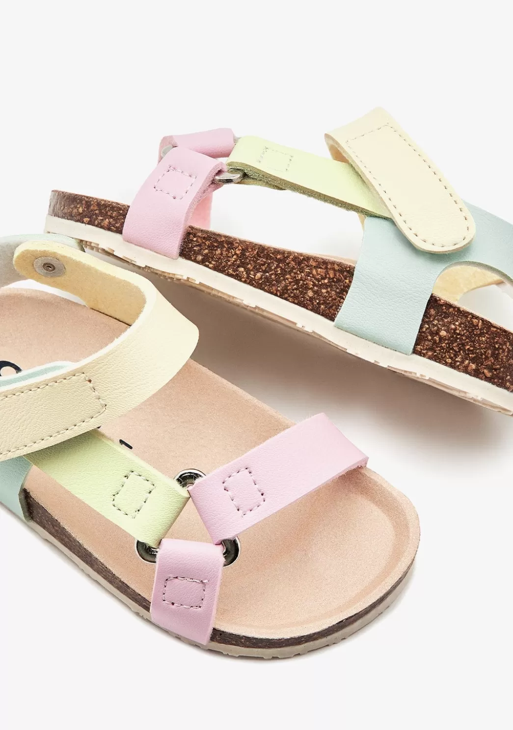 sandalias_de_beb_bio_rosa_3.webp Online Sandalias De Bebé Bio Rosa Sandalias | Sandalias Bio