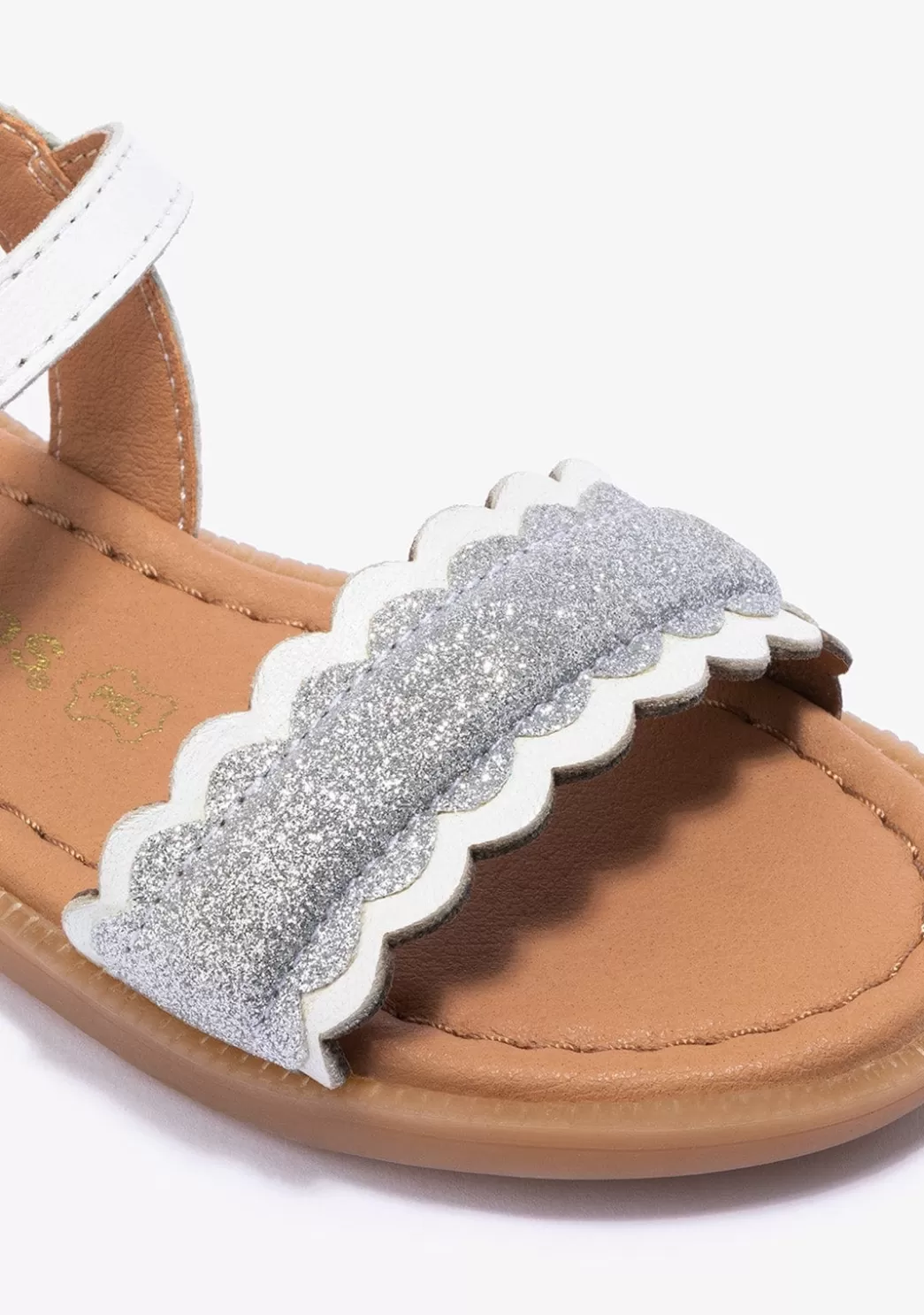 sandalias_de_nia_hebilla_napa_blanco_3.webp Online Sandalias De Niña Hebilla Napa Blanco Sandalias | Zapatos De Ceremonia