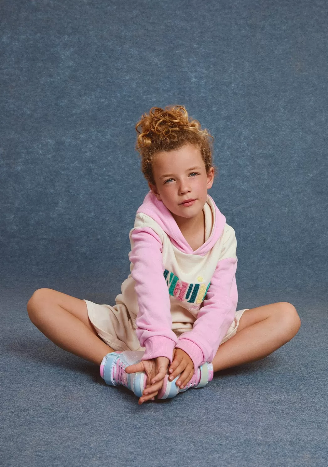 sudadera_bordado_felpa_multicolor_9.webp New Sudadera Bordado Felpa Multicolor Sudaderas