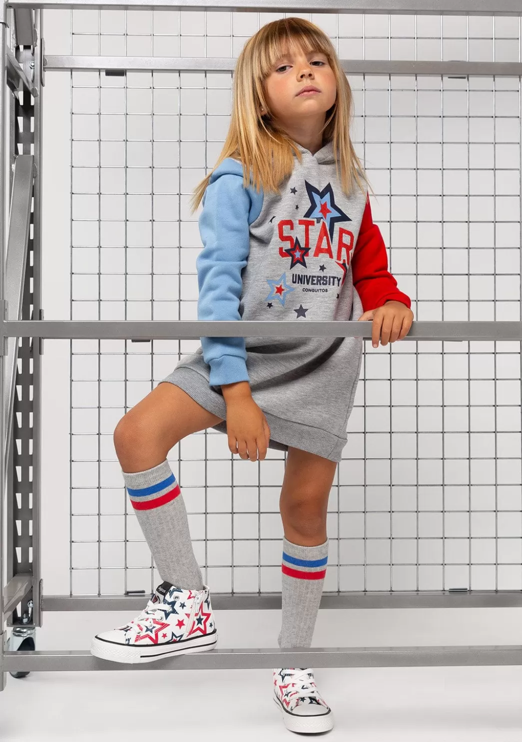 vestido_de_nia_color_block_capucha_gris_6.webp Fashion Vestido De Niña Color Block Capucha Gris Vestidos Sudadera | Vestidos