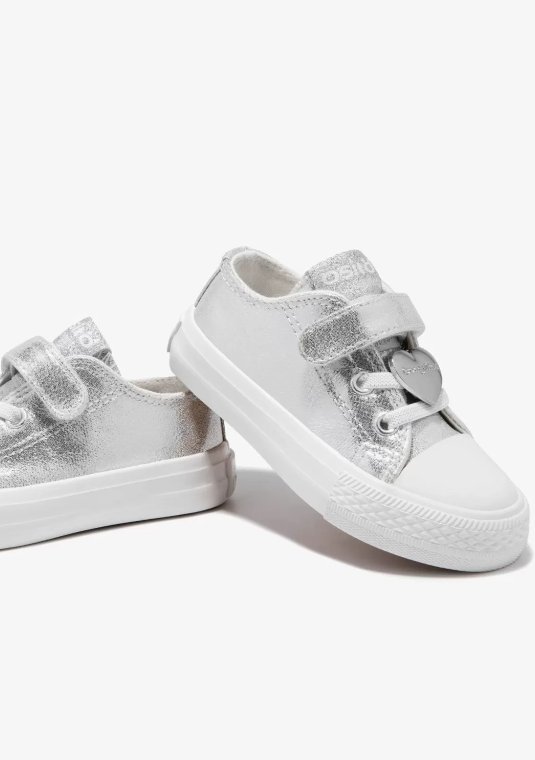 zapatillas_de_beb_lona_plata_metalizado_3.webp Outlet Zapatillas De Bebé Lona Plata Metalizado Zapatillas | Zapatillas
